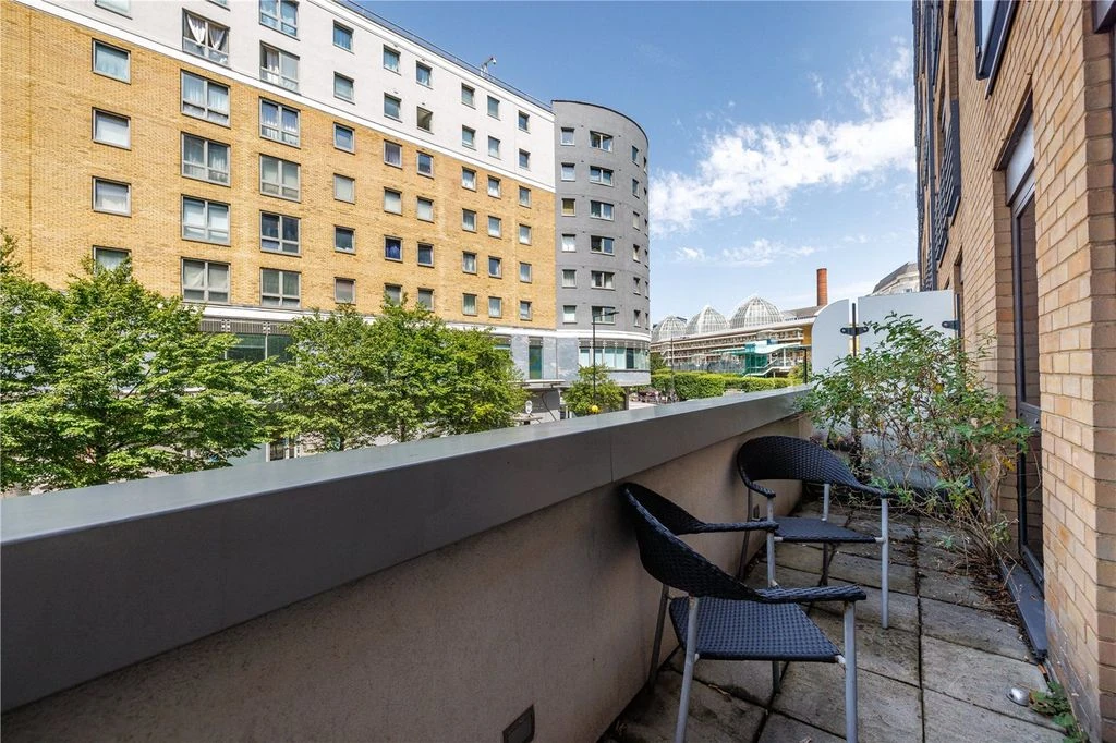 Flat in London, United Kingdom, 38 m² - picture 10