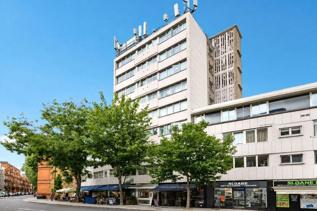 Flat in London, United Kingdom, 61 m² - picture 2