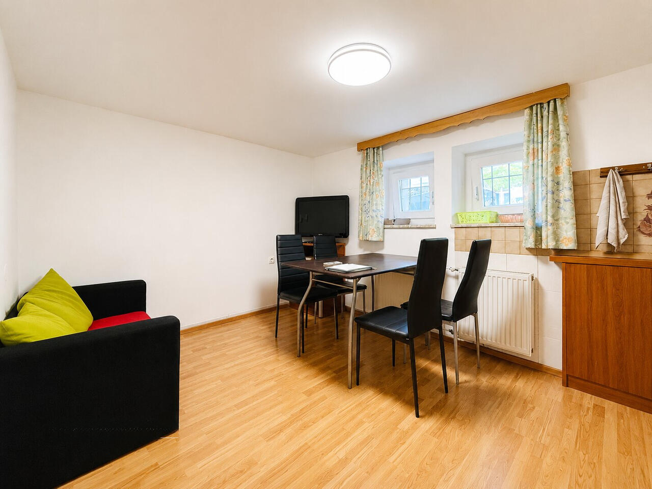 Flat in Ljubljana, Slovenia, 62 m² - picture 2