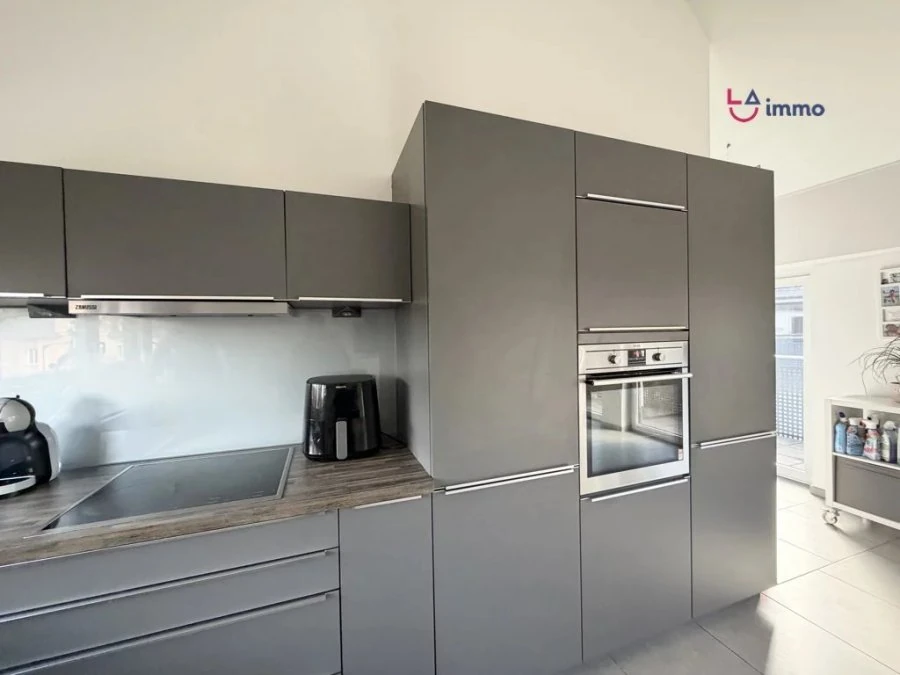 Flat in Luxembourg, Luxembourg, 86 m² - picture 5