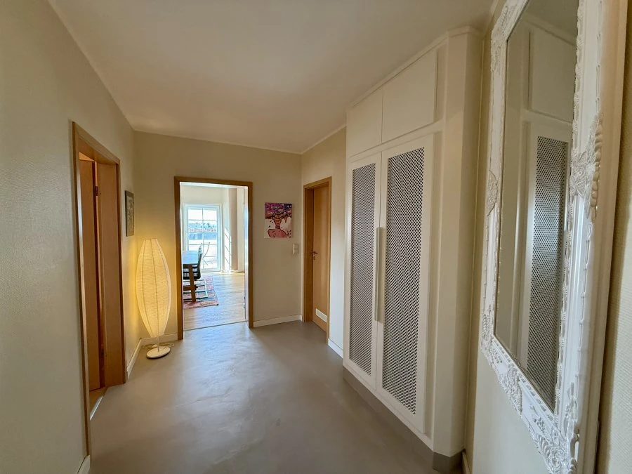 Flat in Luxembourg, Luxembourg, 100 m² - picture 5