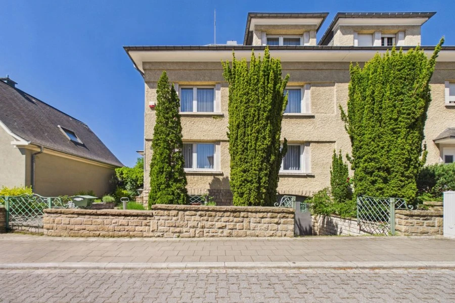 House in Luxembourg, Luxembourg, 260 m² - picture 1