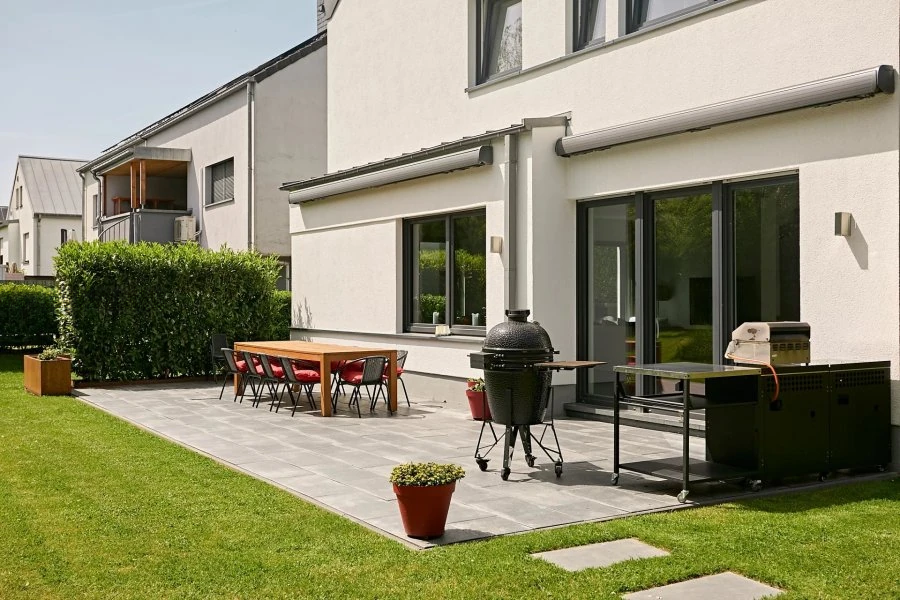House in Luxembourg, Luxembourg, 354 m² - picture 2