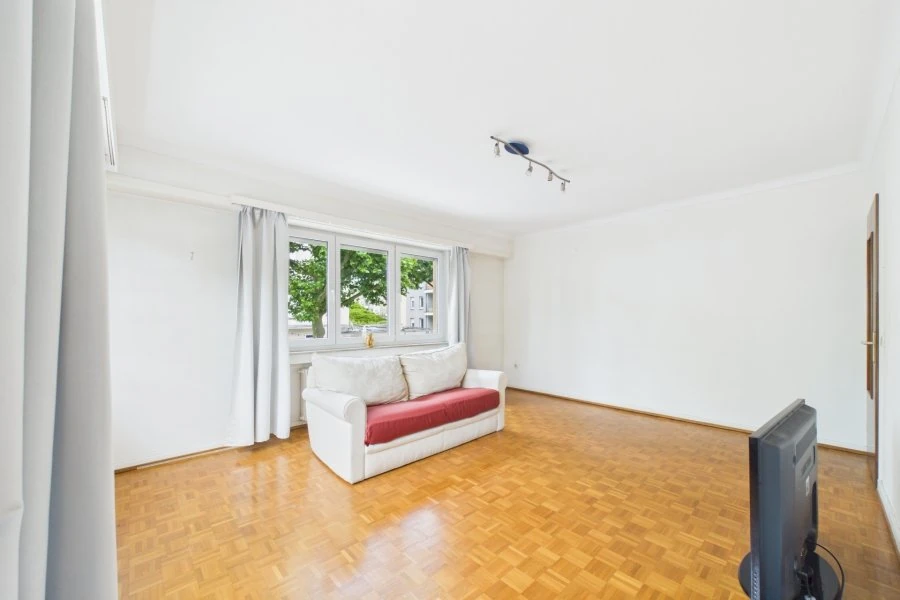 Flat in Luxembourg, Luxembourg, 80 m² - picture 3