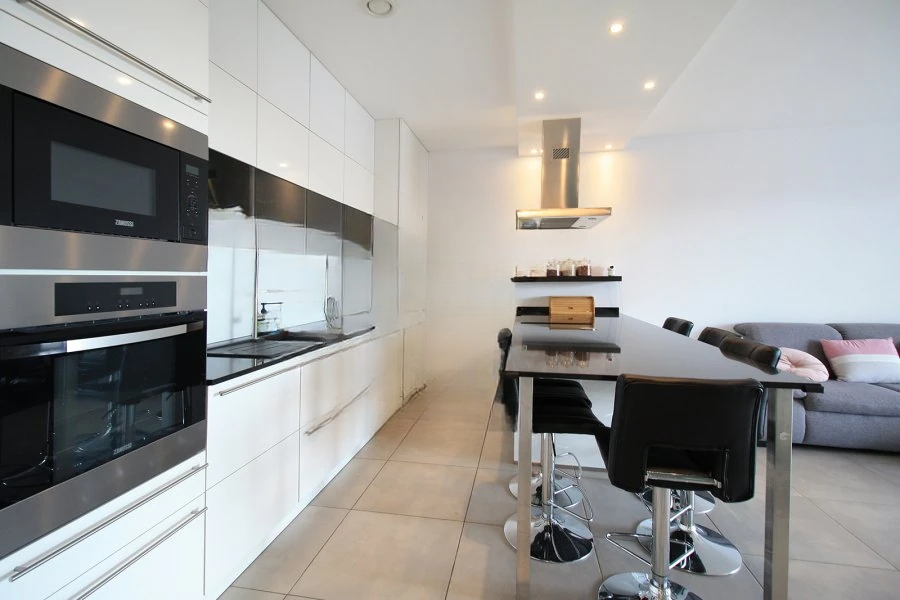 Flat in Luxembourg, Luxembourg, 72 m² - picture 4