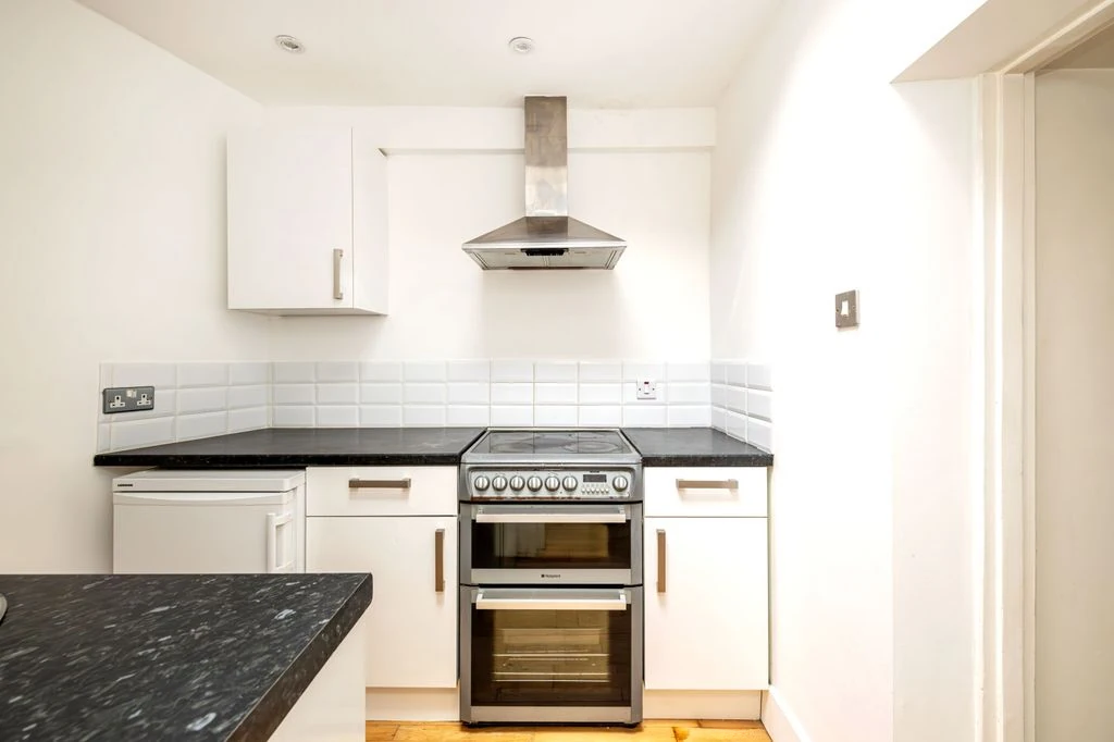 Flat in London, United Kingdom, 31 m² - picture 4