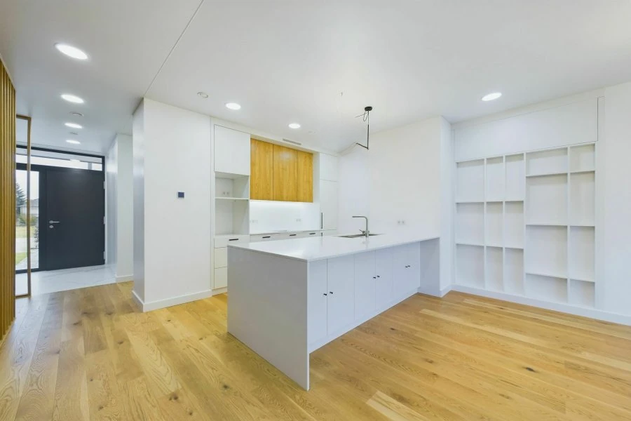 House in Luxembourg, Luxembourg, 210 m² - picture 5