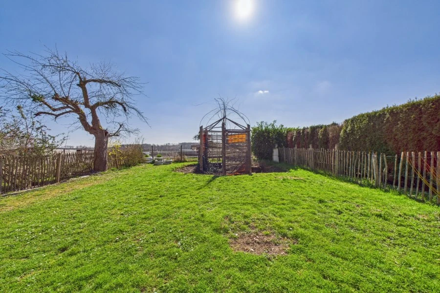 House in Luxembourg, Luxembourg, 256 m² - picture 6