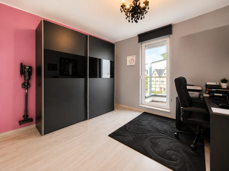 Flat in Luxembourg, Luxembourg, 92 m² - picture 6
