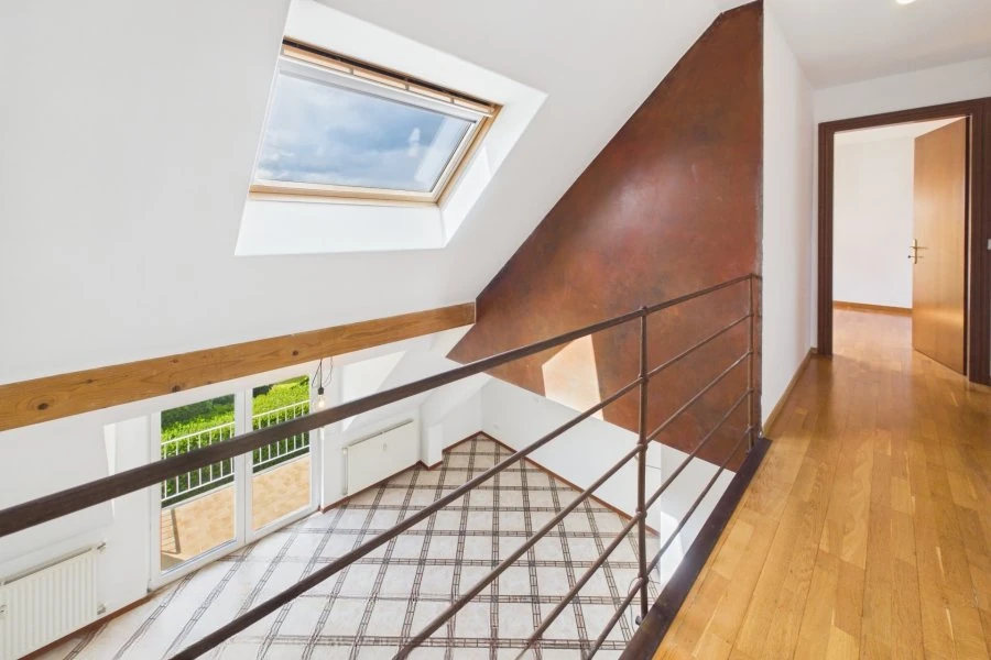 Flat in Luxembourg, Luxembourg, 125 m² - picture 7