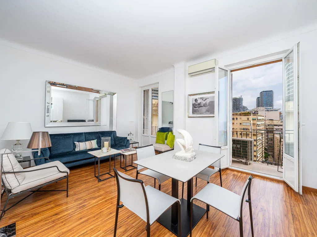 Appartement à Saint-Roman, Monaco, 60 m² - image 3