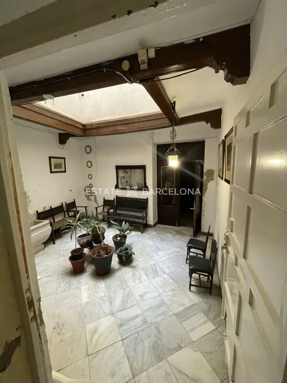 Casa lucrativa en Málaga, España, 950 m² - imagen 2