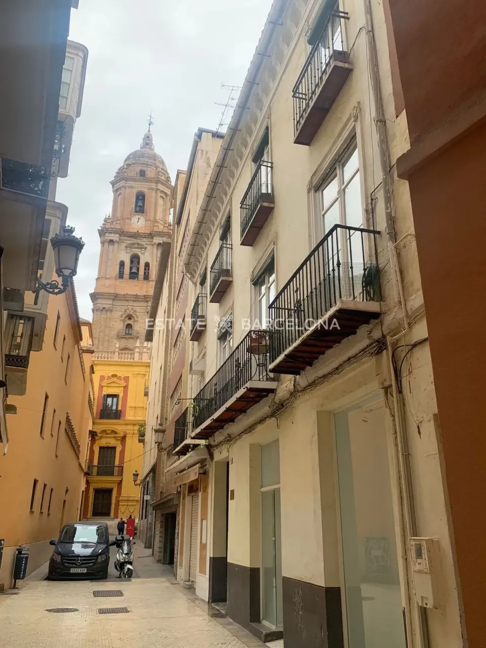 Casa lucrativa en Málaga, España, 950 m² - imagen 1