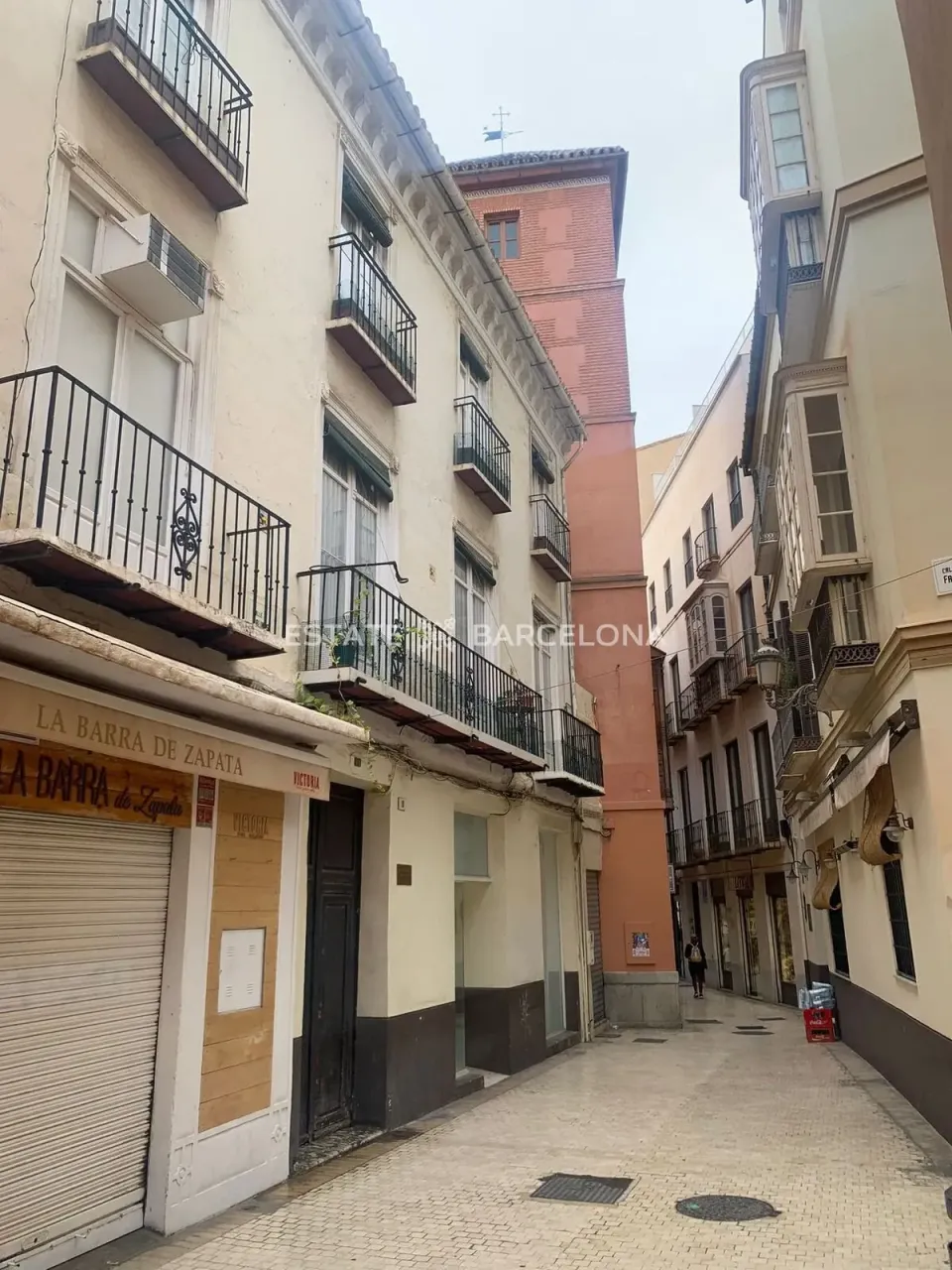 Casa lucrativa en Málaga, España, 950 m² - imagen 8