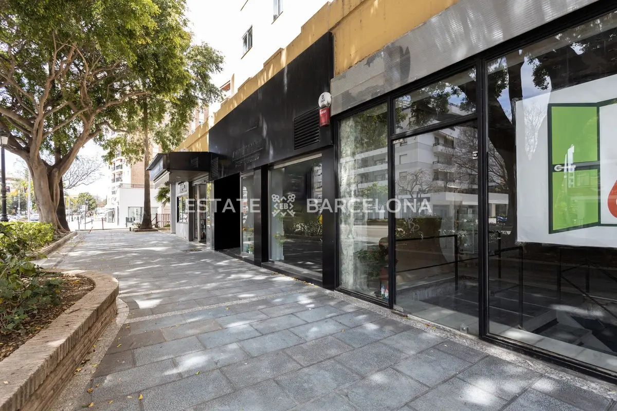 Propiedad comercial en Marbella, España, 500 m² - imagen 2