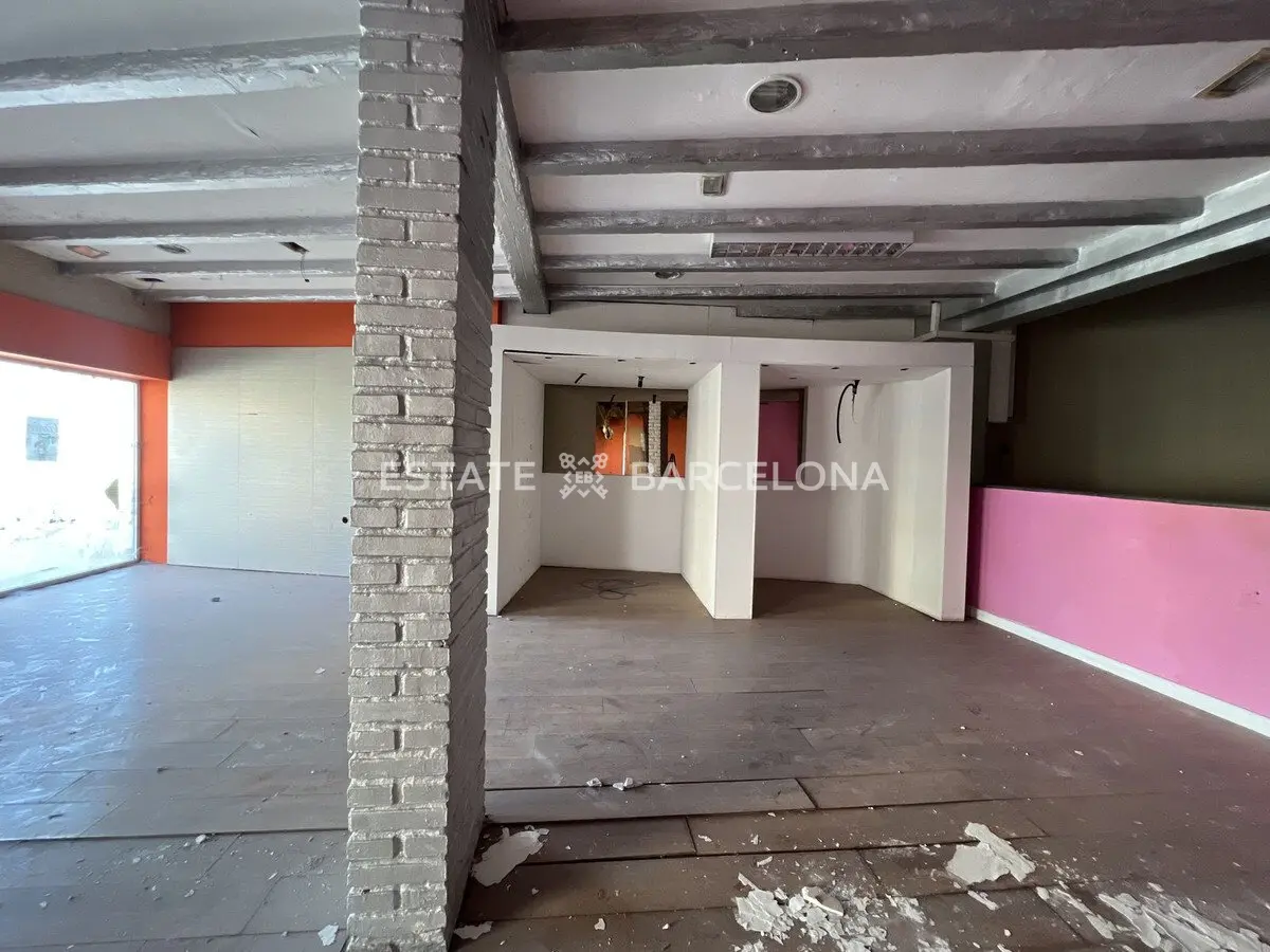 Casa lucrativa en Málaga, España, 879 m² - imagen 9