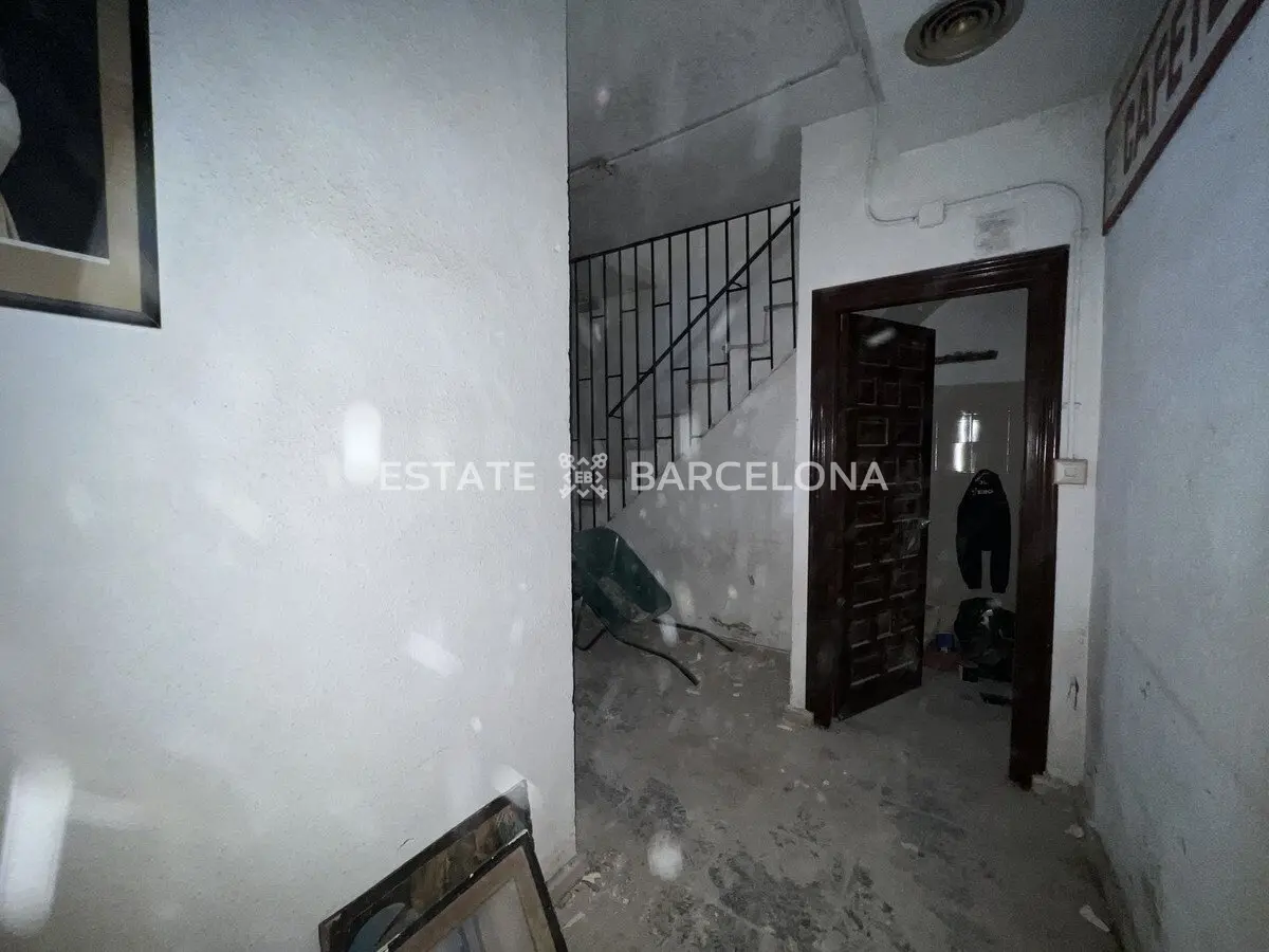 Casa lucrativa en Málaga, España, 879 m² - imagen 13