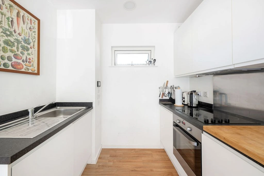 Flat in London, United Kingdom, 40 m² - picture 18