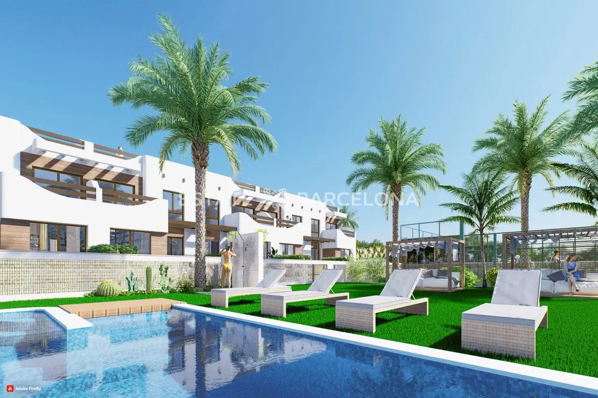Flat in Torre de la Horadada, Spain, 46 m² - picture 2