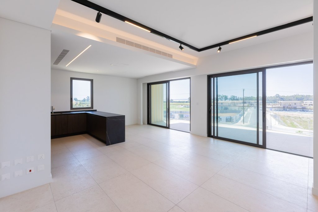 Apartment in Limassol, Cyprus, 154 m² - picture 2