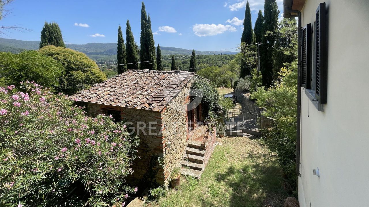 Casa en Arezzo, Italia, 450 m² - imagen 7