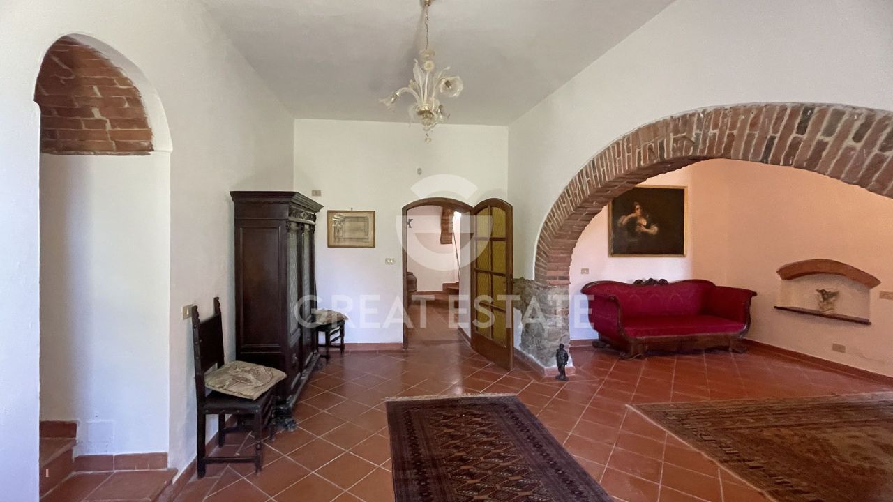 Casa en Arezzo, Italia, 450 m² - imagen 12