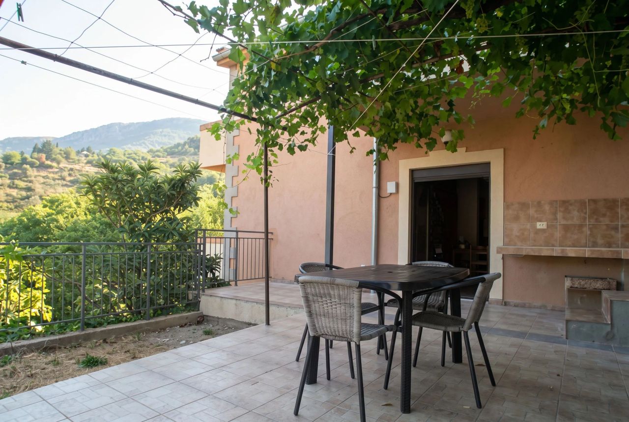 Casa a Tivat, Montenegro, 198 m² - foto 7