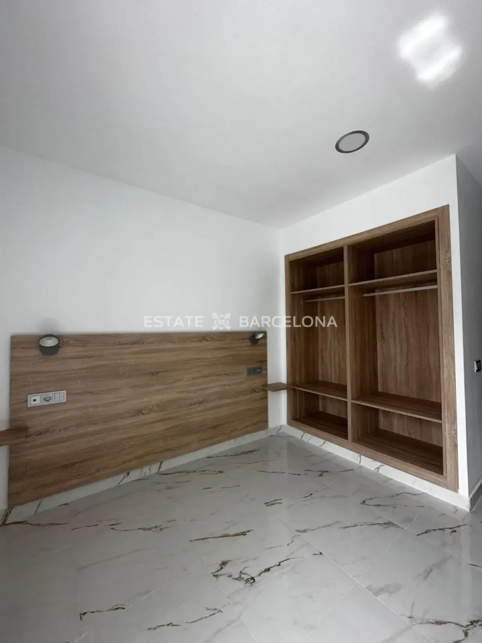 Hôtel à Torremolinos, Espagne, 3 370 m² - image 16