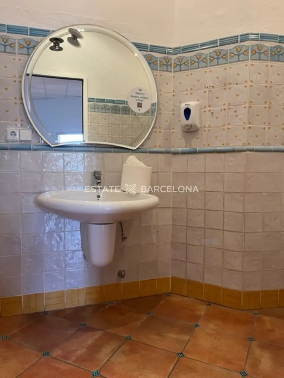 Commercial property in Marbella, Spain, 460 m² - picture 13