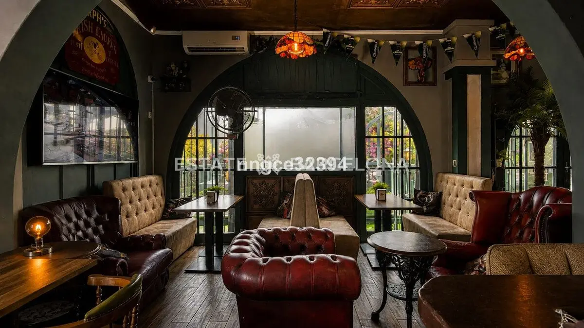 Commercial property in Marbella, Spain, 635 m² - picture 7