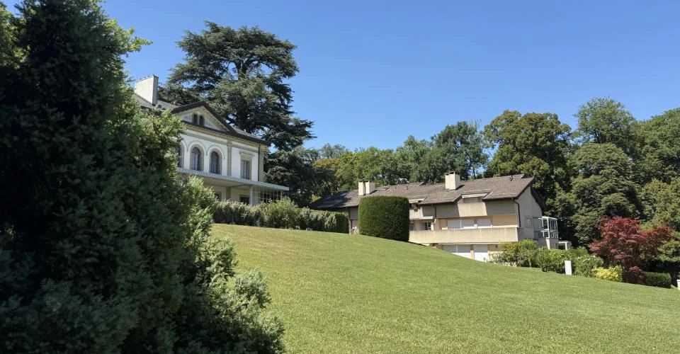 Piso en Ginebra, Suiza, 220 m² - imagen 1