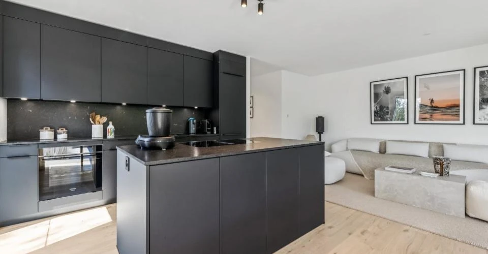 Appartement à Genève, Suisse, 100 m² - image 3