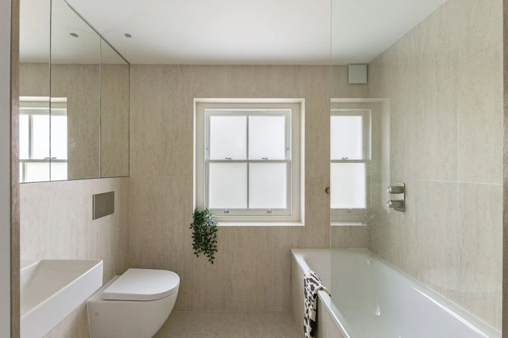 Flat in London, United Kingdom, 110 m² - picture 5