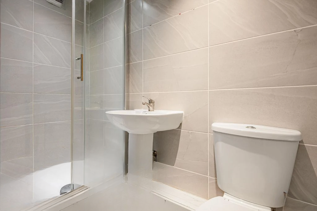 Flat in London, United Kingdom, 39 m² - picture 10