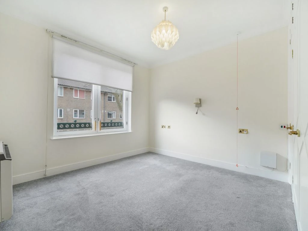 Flat in London, United Kingdom, 51 m² - picture 12