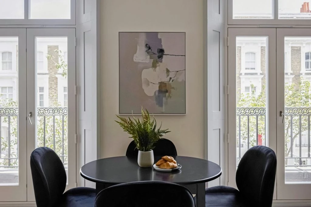 Flat in London, United Kingdom, 48 m² - picture 16