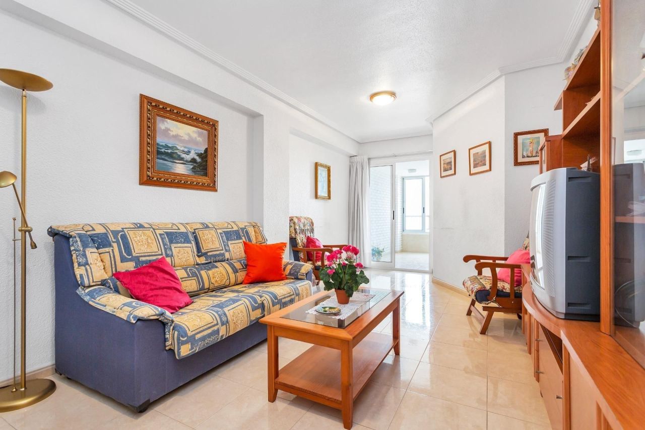 Appartement à Torrevieja, Espagne, 109 m² - image 2