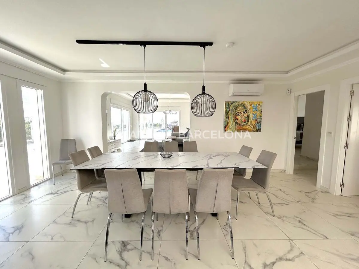 Villa en Fuengirola, España, 532 m² - imagen 7