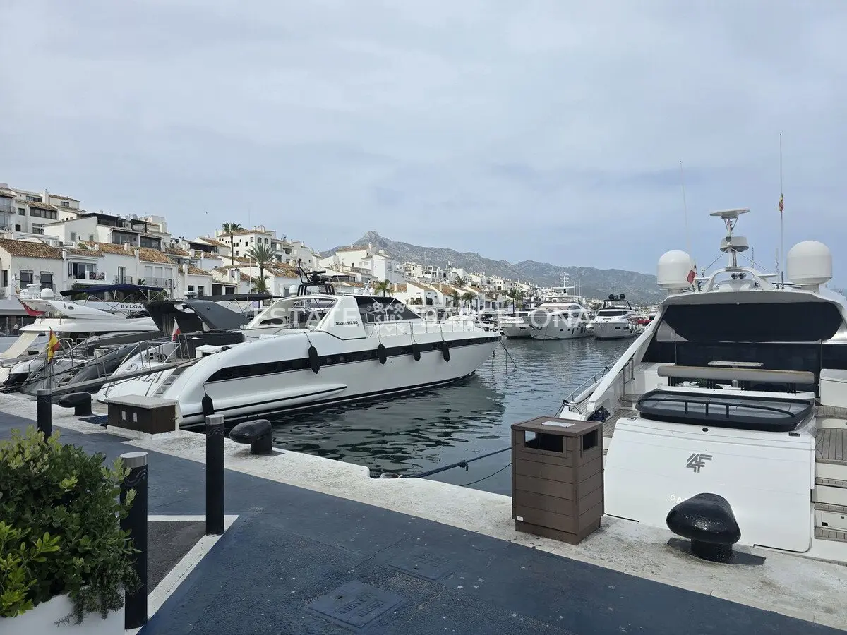 Gewerbeimmobilien in Puerto Banus, Spanien, 150 m² - Foto 4