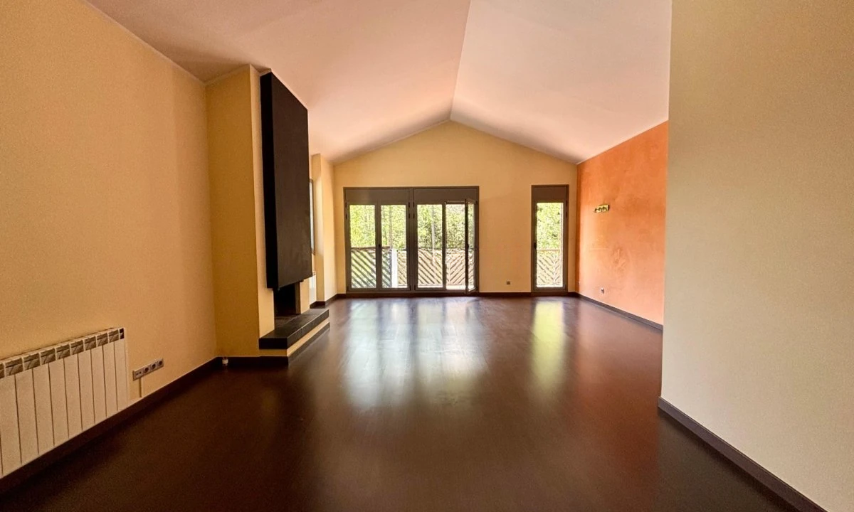 Piso en Arinsal, Andorra, 203 m² - imagen 1