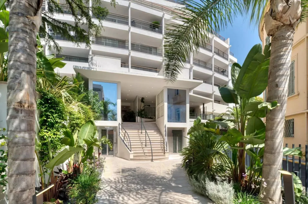 Casa a Cannes, Francia, 91 m² - foto 1