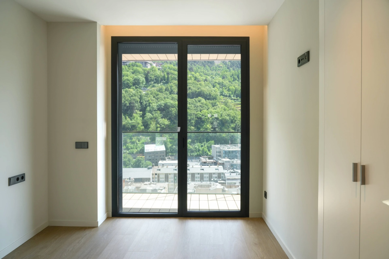 Piso en Les Escaldes, Andorra, 187 m² - imagen 2