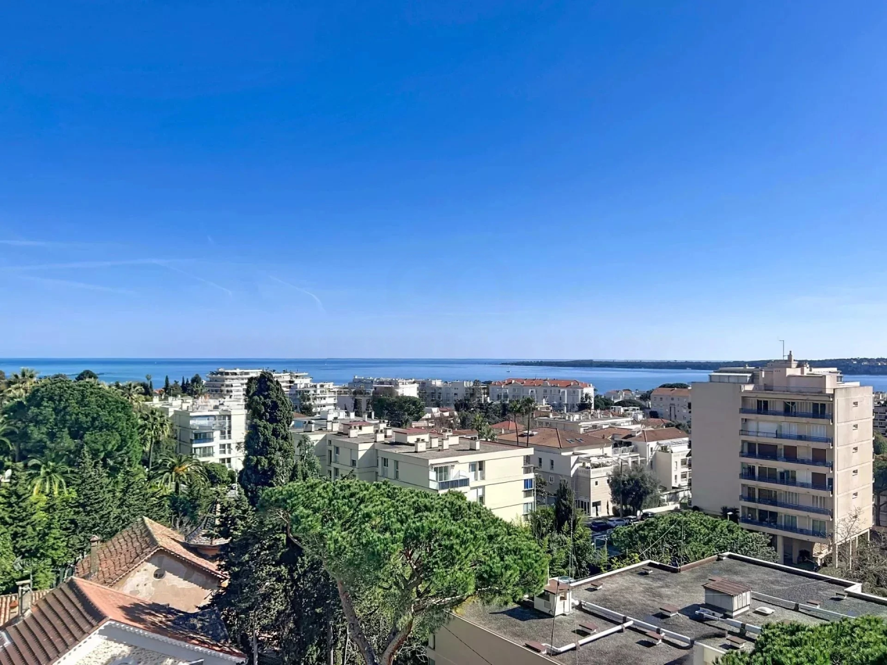 House in Cannes, France, 102 m² - picture 4