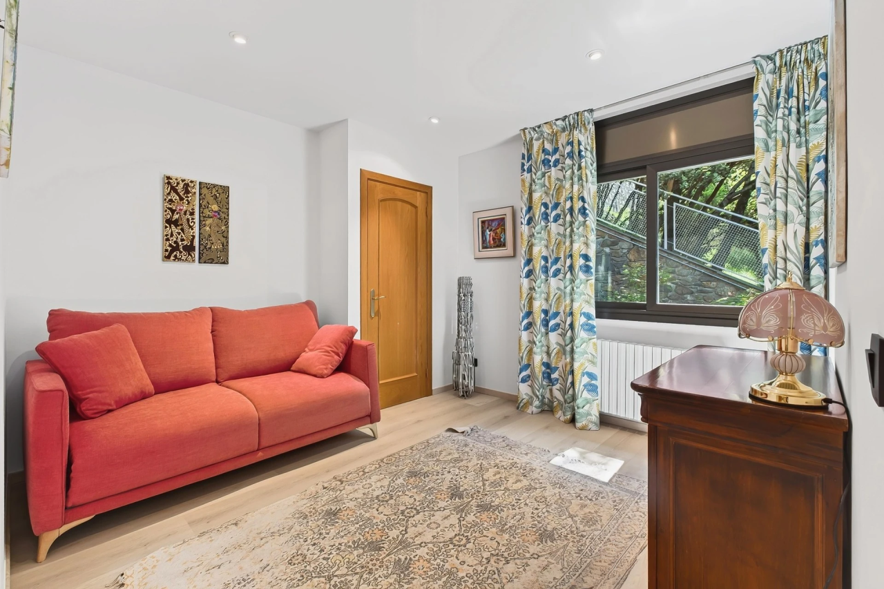 Casa en Les Escaldes, Andorra, 859 m² - imagen 10