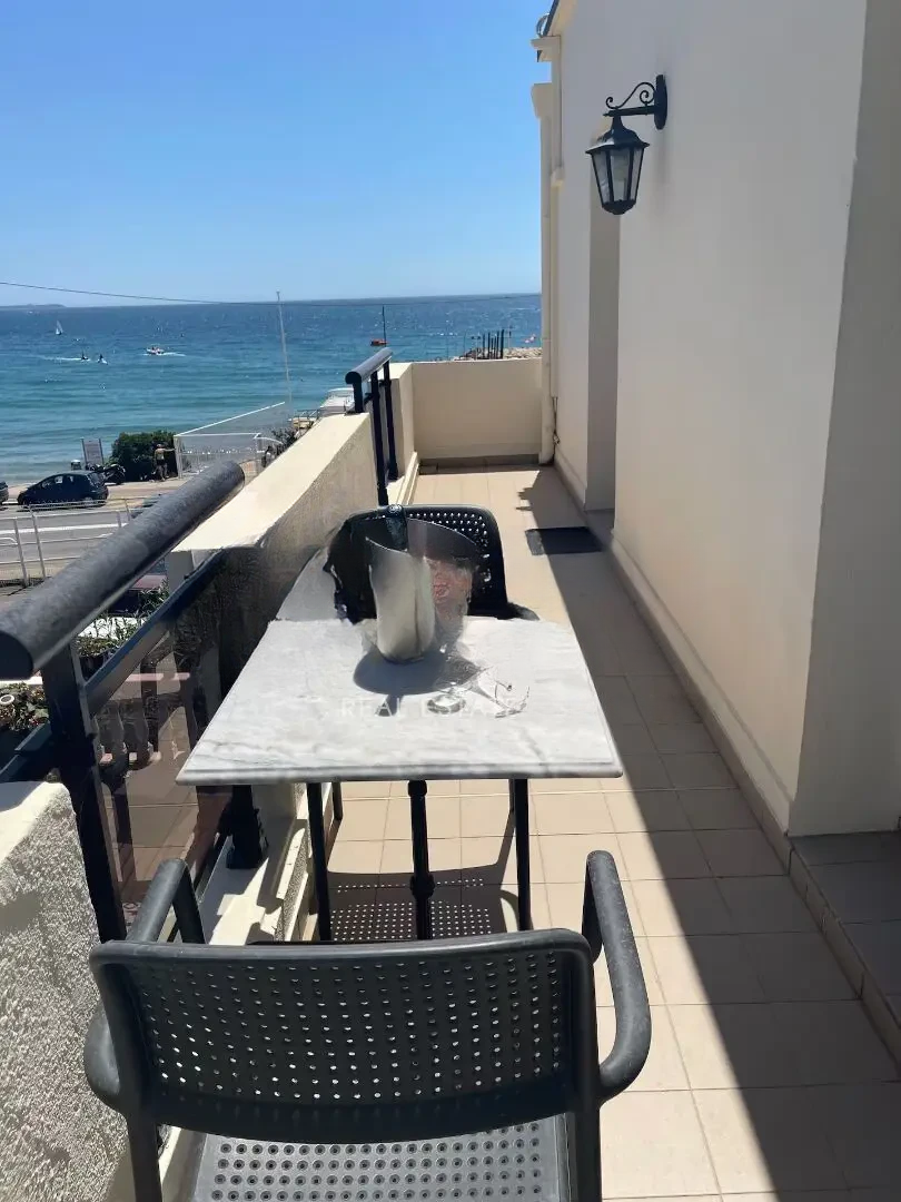 House in Cannes, France, 49 m² - picture 15