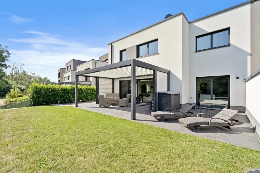 Casa a Grevenmacher, Lussemburgo, 261 m² - foto 1