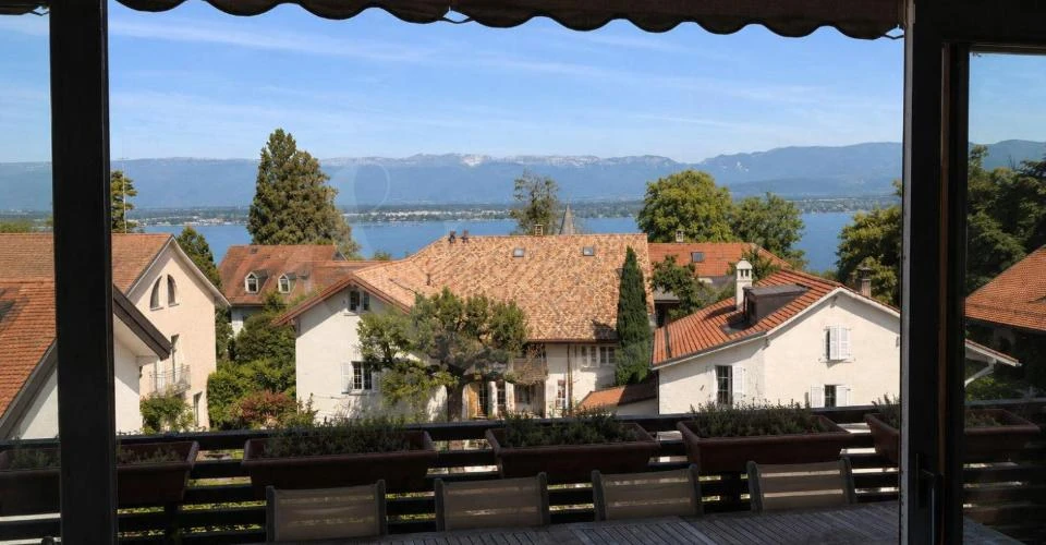 Appartamento a Ginevra, Svizzera, 350 m² - foto 1