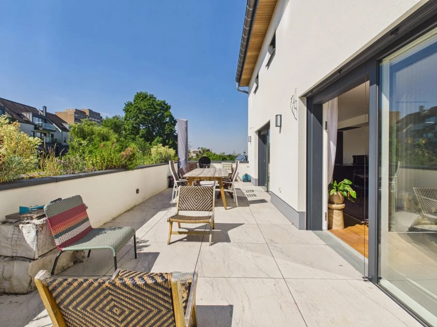 Flat in Luxembourg, Luxembourg, 186 m² - picture 1