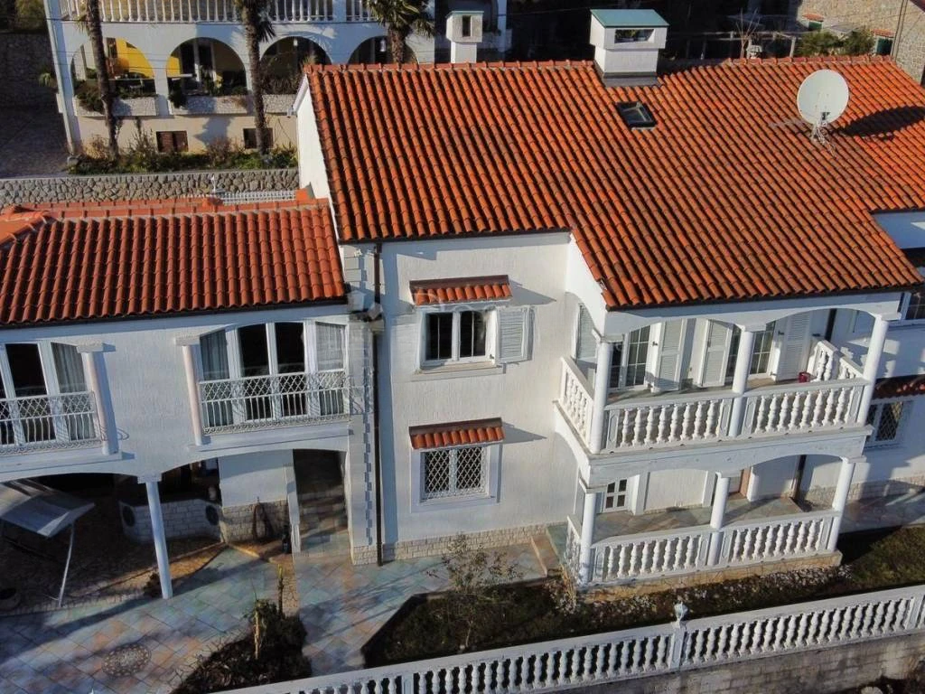 Casa a Opatija, Croazia, 430 m² - foto 1