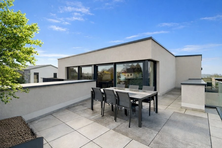 Flat in Luxembourg, Luxembourg, 90 m² - picture 1